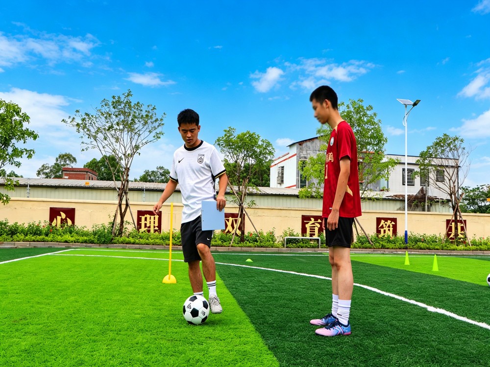 成都孩子叛逆管教学校怎么联系？本地寄宿培育机构挑选避坑指南